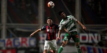 (AFP PHOTO / EITAN ABRAMOVICH)