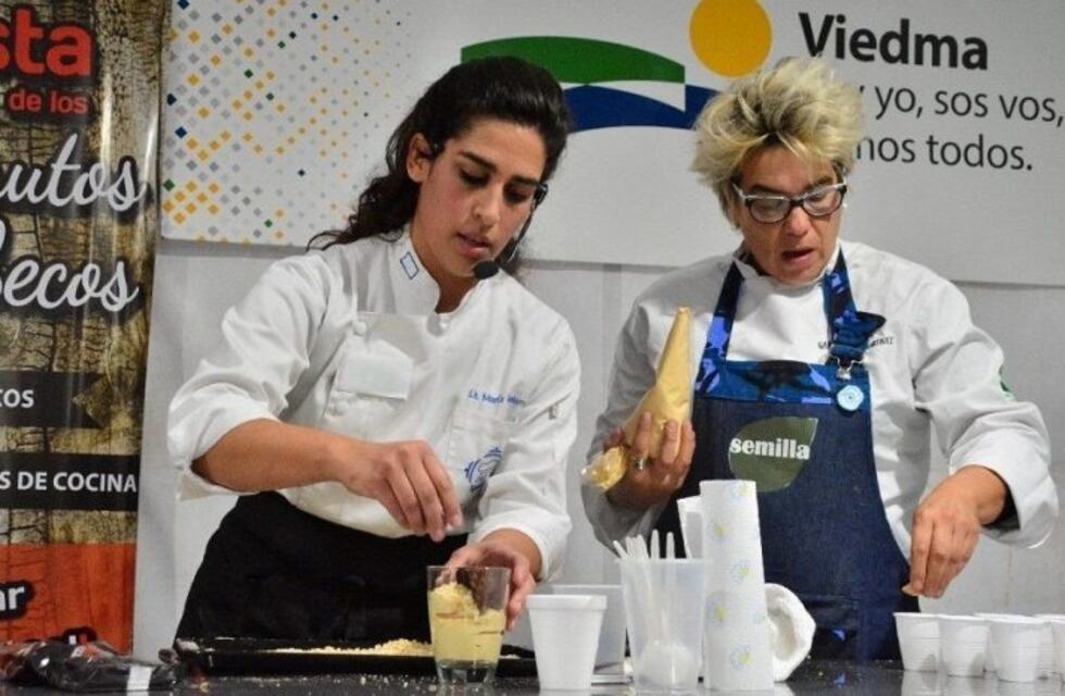 Comenzó este viernes la Fiesta de Frutos Secos en Viedma