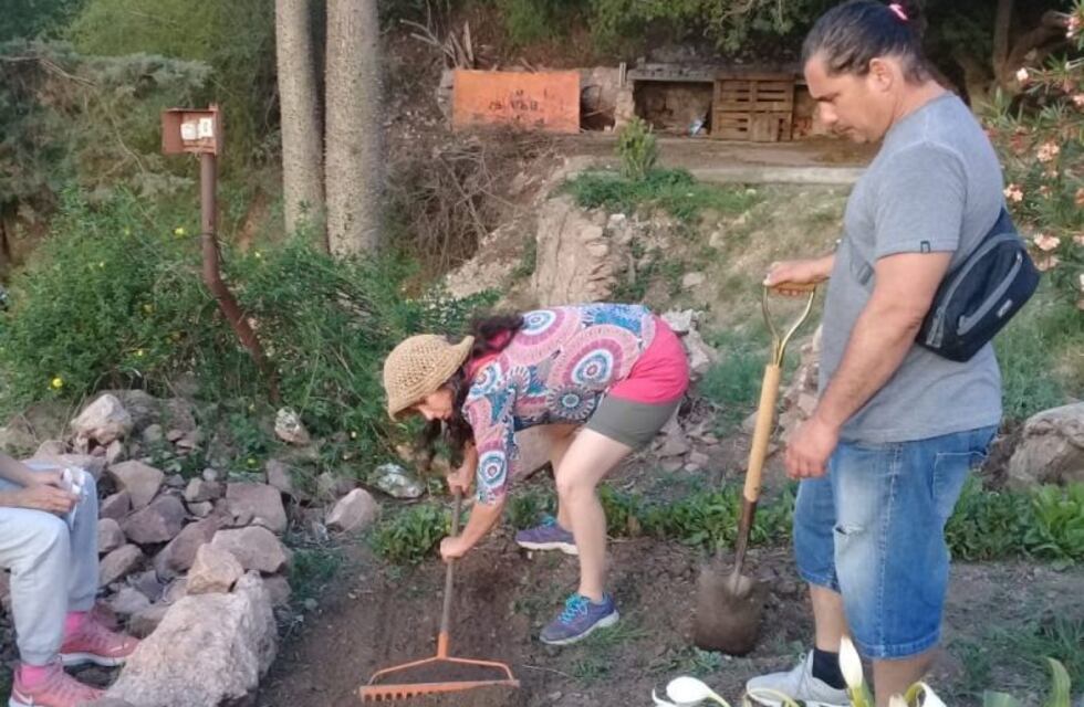 Huerta orgánica y comunitaria suma adeptos en Carlos Paz