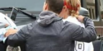 Justin Bieber le tira el celular a un argentino
