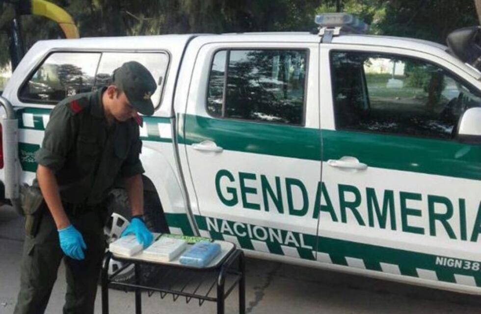 Interceptaron a un vehículo en el que transportaban 14 kilos de cocaína