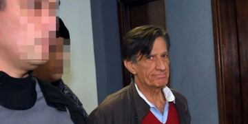 El profesor Mauro Aguirre está imputado por siete abusos que habría cometido contra dos jóvenes\u002E