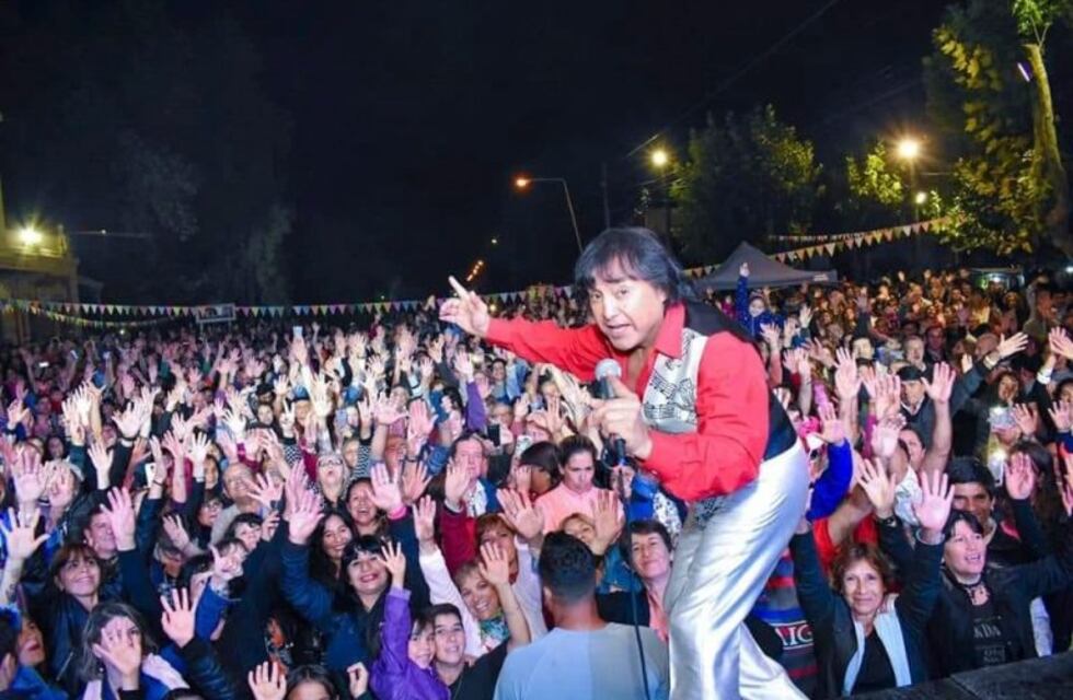 Ricky Maravilla desilusionado: “En Argentina a veces no cuidan a los artistas nacionales”