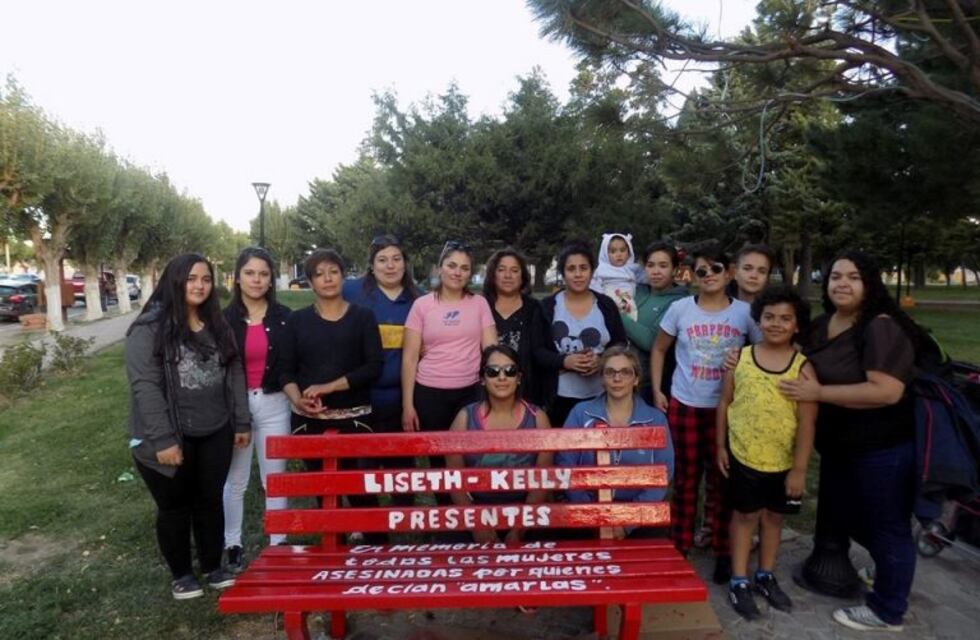 Se inauguró un "BANCO ROJO" en Gobernador Gregores