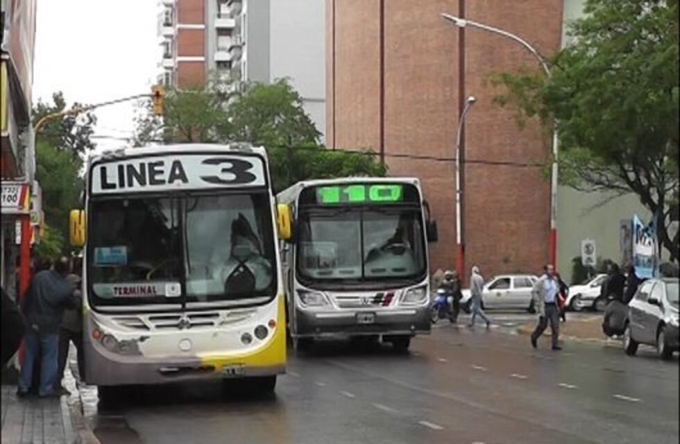 El boleto de colectivo, seguirá a 17 pesos hasta fin de año