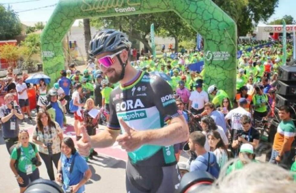 En su descanso, Peter Sagan corrió junto a más de 400 aficionados