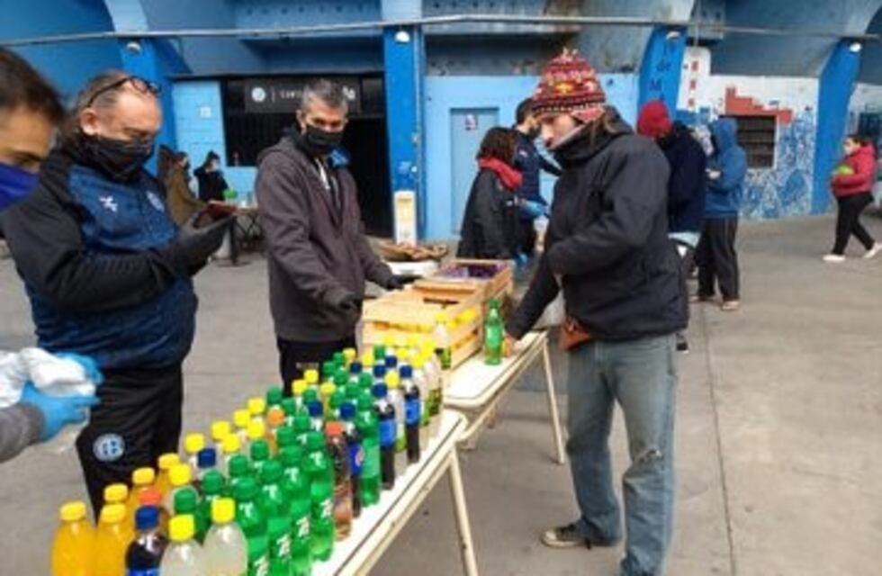 Coronavirus: solidaridad Celeste en el Gigante de Alberdi