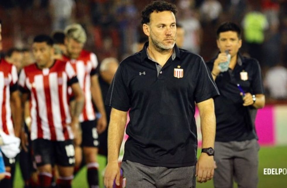 Estudiantes quedó afuera de la Copa y renunció Milito