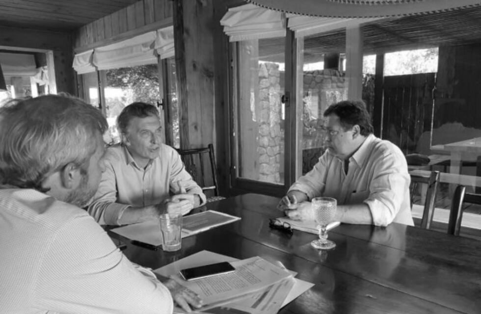 Macri recibió en Villa La Angostura a Weretilneck y a Arcioni