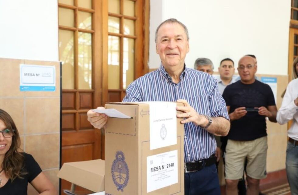 Votó Schiaretti: "Argentina precisa del esfuerzo de todos para superar esta tremenda crisis"