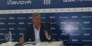 Conferencia de prensa de Andrés Fassi\u002E