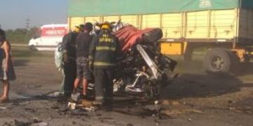 Accidente de tru00e1nsito en la autopista Rosario-Santa Fe, a la altura de San Lorenzo.