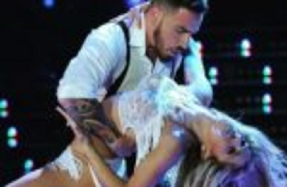 Fede Bal y Laurita Fernández se lucieron en la apertura del Pop Latino en Showmatch