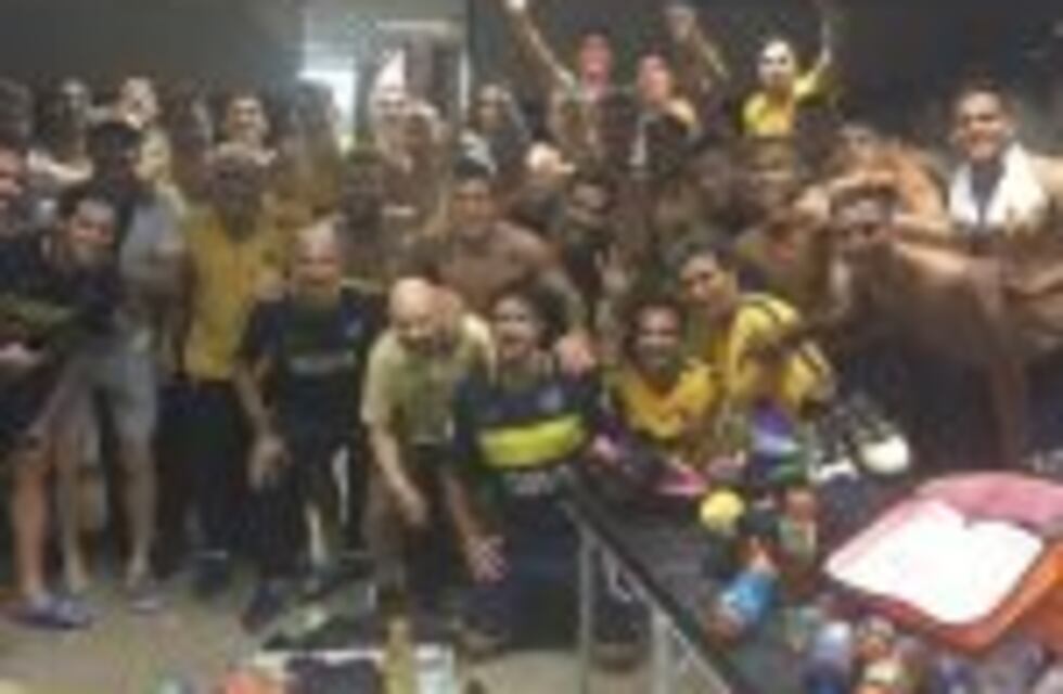 Así festejó Boca en el vestuario tras quedarse con el Superclásico