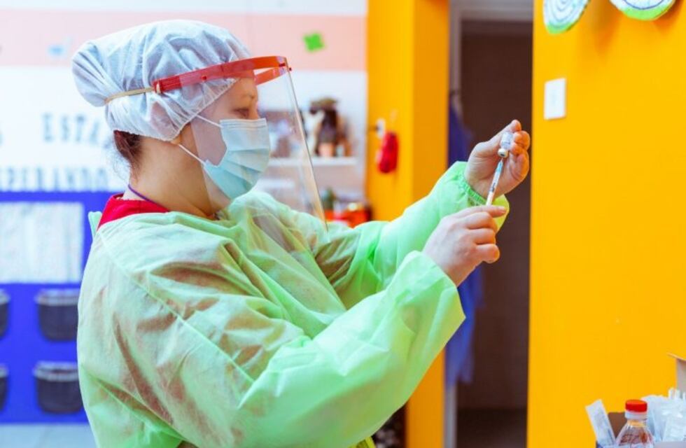 El Ministerio de Salud destaca la labor de los vacunadores provinciales en su día