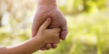 Cinco hermanitos esperan por un hogar temporario