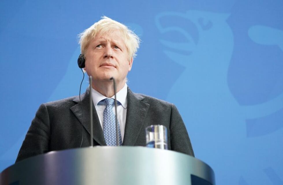 Boris Johnson salió de terapia intensiva