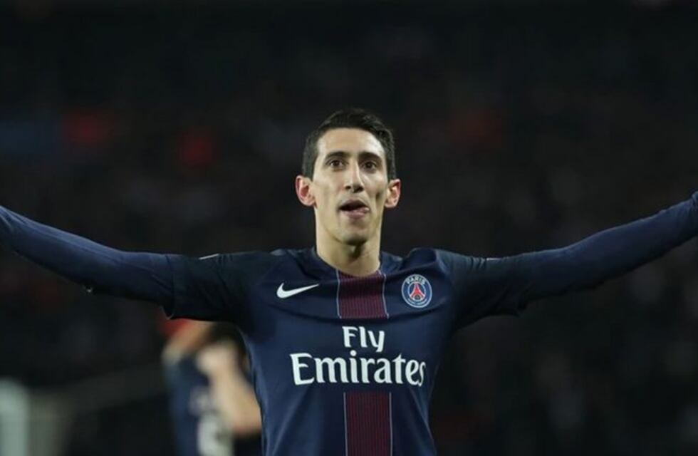 El gol olímpico de Di María en el Paris Saint Germain