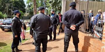 Los invitados se tuvieron que retirar de la fiesta\u002E