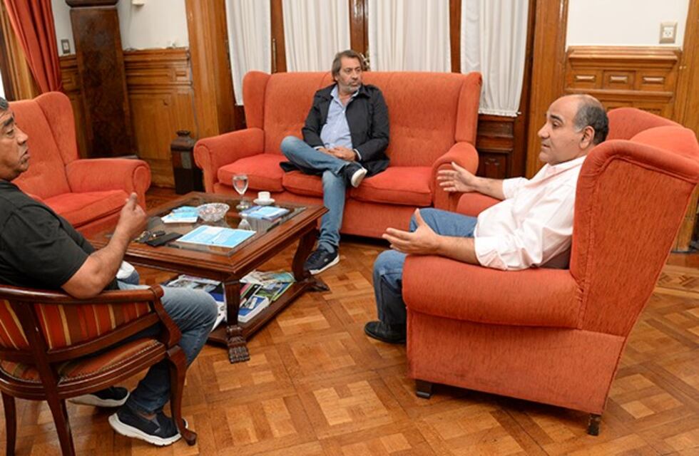 AETAT y UTA garantizaron el transporte gratis para trabajadores de la salud y seguridad