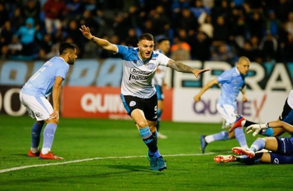 Vegetti y la camiseta que mejor le queda: la de goleador