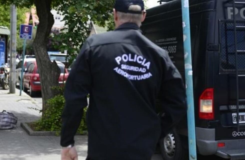 Aislaron a 120 miembros de la Policía Aeroportuaria en Bariloche por coronavirus