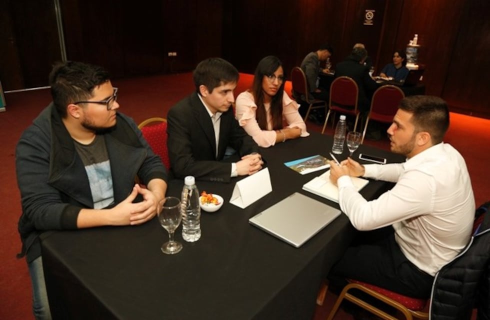 Redrado, Rosendo Fraga, Zlotogwiazda y Veiras hoy en la Expo Industrial