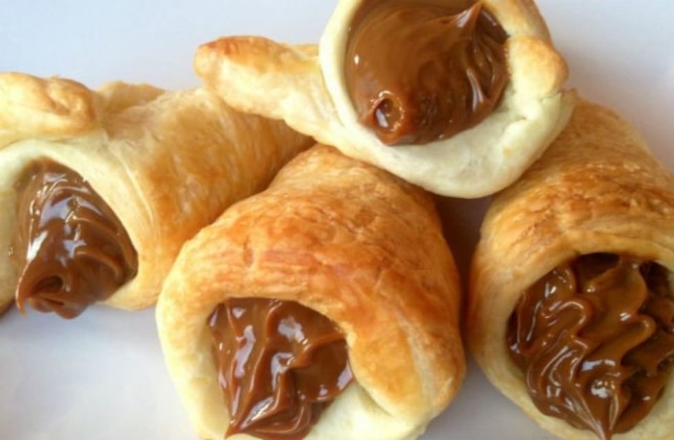 Para acompañar el mate: receta de cañoncitos con dulce de leche