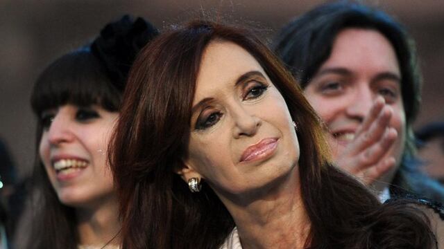 Cristina, Máximo y Florencia Kirchner, los tres vinculados a la Causa Hotesur-Los Sauces. Foto: Archivo.