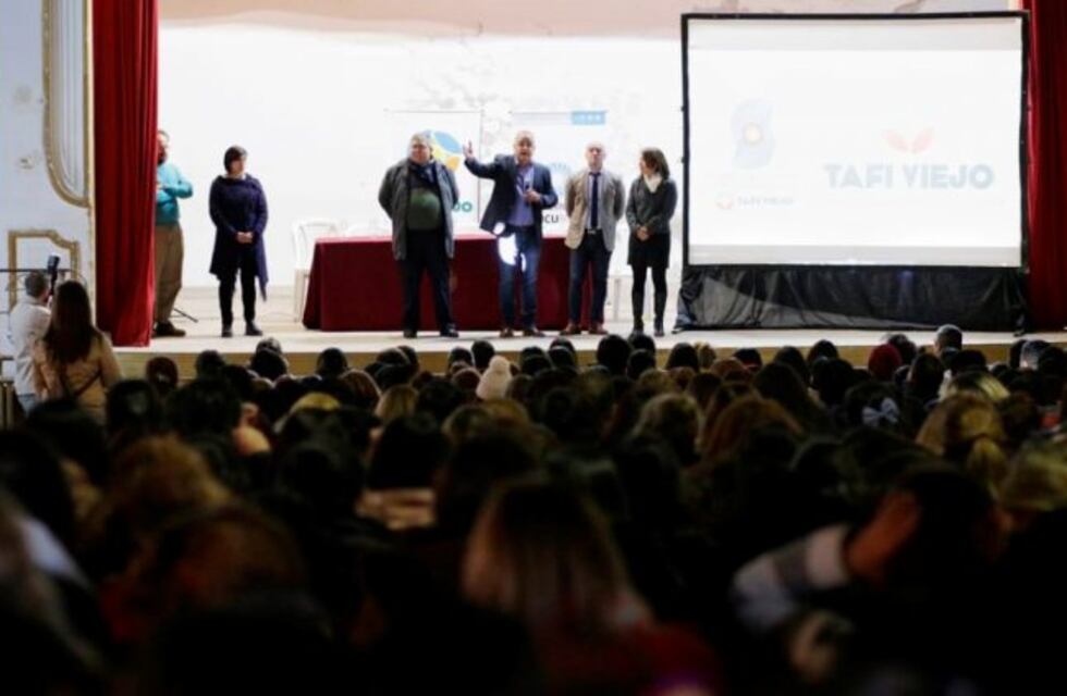 Capacitaron a docentes en identidad cultural en Tafí Viejo