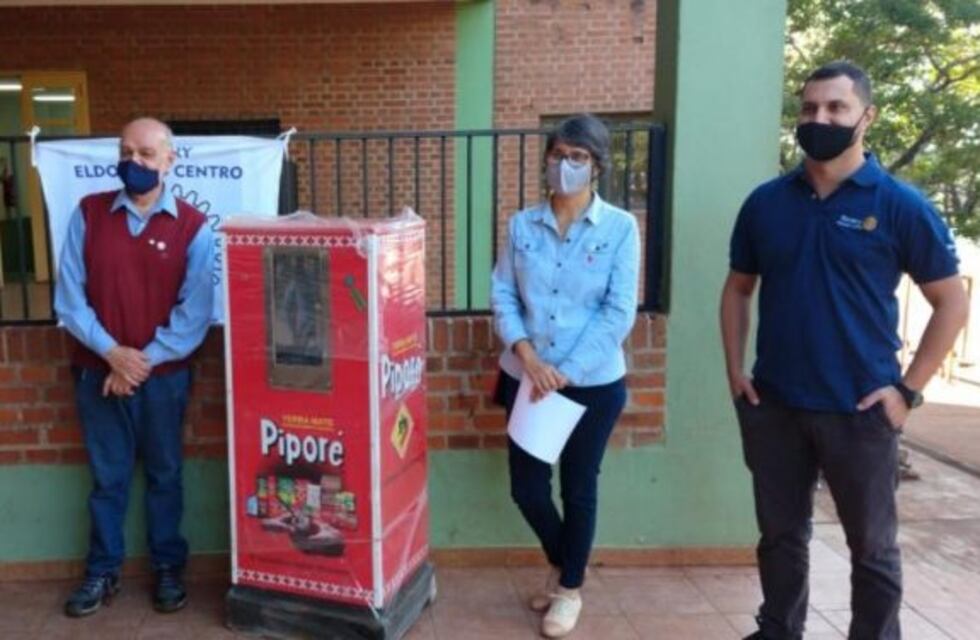 El festejo por el aniversario del Rotary Eldorado incluyó una donación al Samic de la localidad