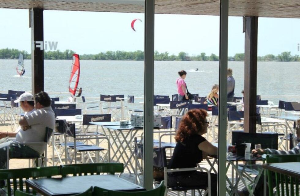 El fin de semana concluye con cielo despejado antes de que vuelva a subir la temperatura