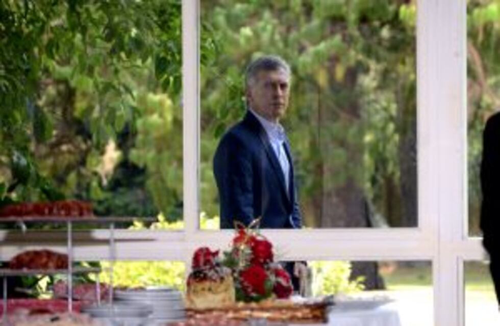 Macri vetó una ley que establecía el salario mínimo profesional