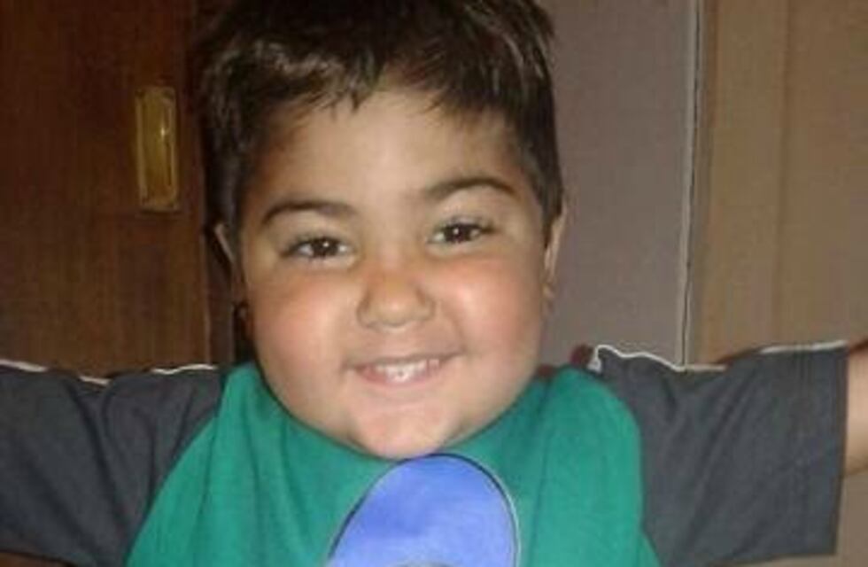 Condenan a una panadería a realizar una donación a un chico que padece una grave enfermedad