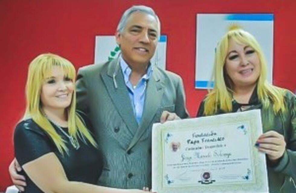 Jorge Soloaga fue distinguido por la Fundación Papa Francisco