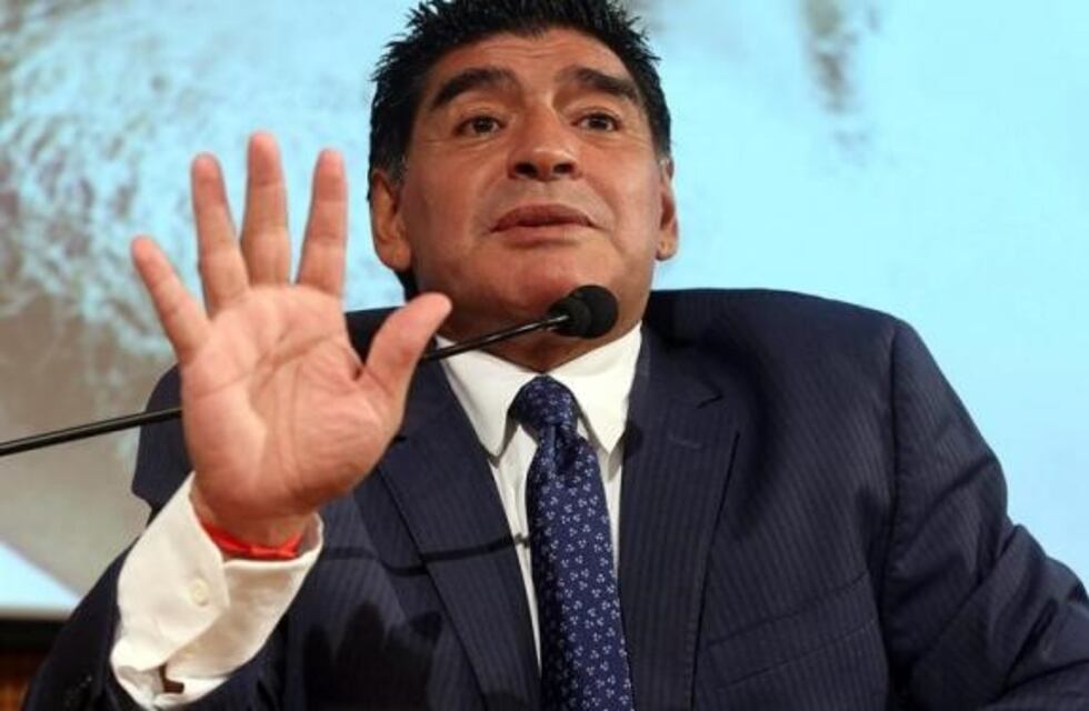 Diego Maradona celebró el cumpleaños de Boca Juniors a través de Facebook