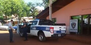 Los tres policías aislados son de la comisaria local\u002E