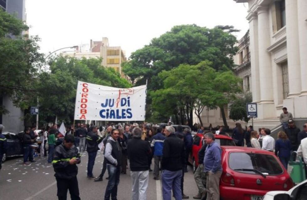 El gremio de empleados judiciales convocó a un paro provincial