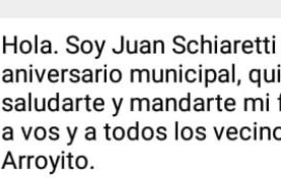 Por SMS Schiaretti mando un saludo de cumpleaños a todo Arroyito