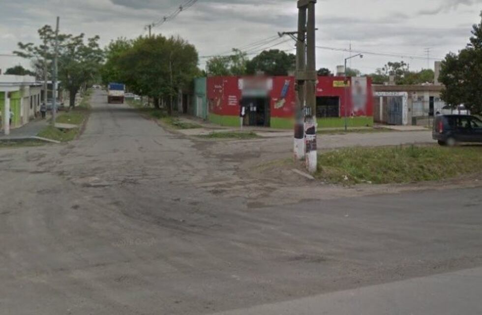 Motociclista atropelló a una mujer en zona sur y huyó antes de que la asistieran