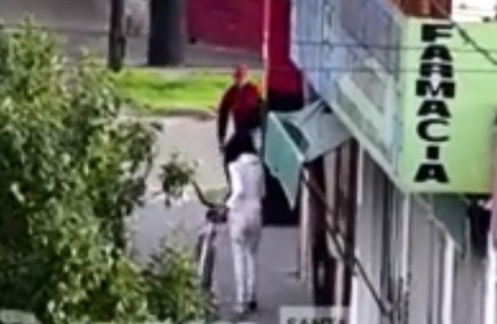 Robo piraña en la zona sudoeste quedó registrado por las cámaras de vigilancia