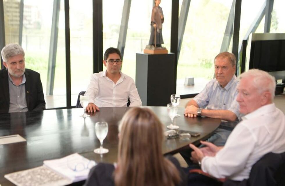 Coronavirus: duplican las camas para los casos críticos en hospitales de Córdoba