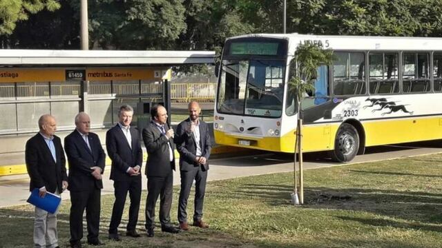 Macri puso en marcha el Metrobus en Santa Fe junto a Lifschitz