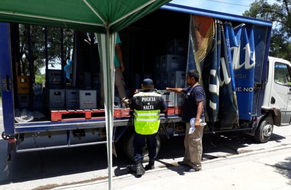 Cientos de litros de cerveza secuestrados a un camión de repartos