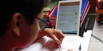 Apagón Educativo: docentes riojanos reclaman aumento salarial