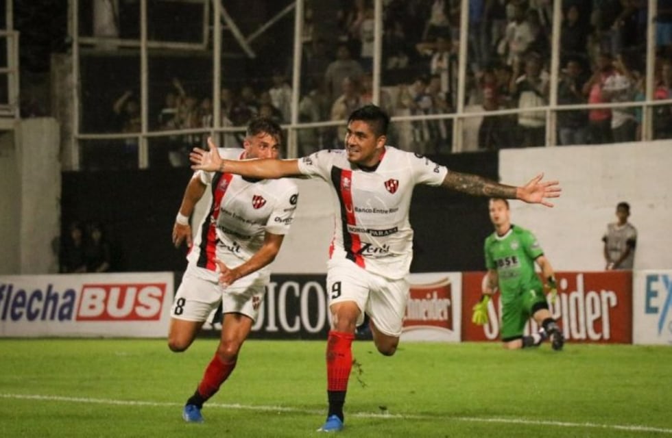 Duelo de necesitados, Patronato recibe a Godoy Cruz en Paraná (19-TNT Sports)