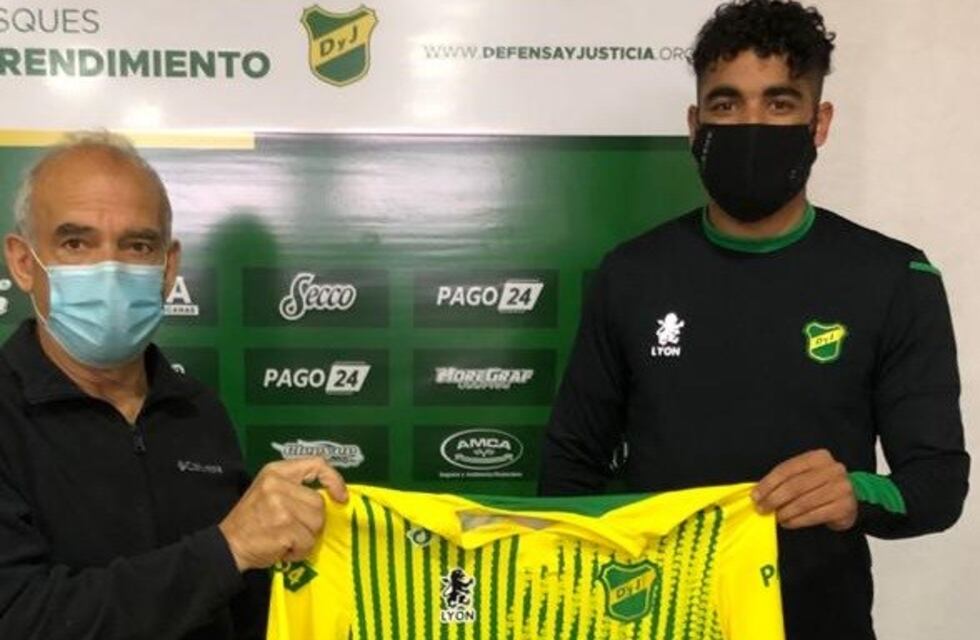 Emanuel Brítez se fue de Rosario Central y firmó con Defensa y Justicia