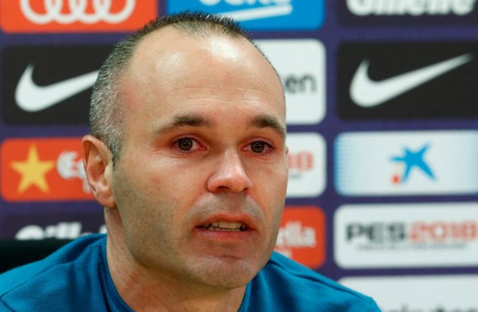 Andrés Iniesta anunció su salida del Barcelona