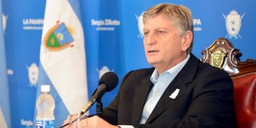 El gobernador Sergio Ziliotto (Vía Santa Rosa)