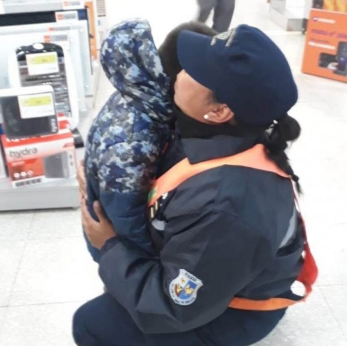 El niño se perdió en el microcentro de San Luis y la policía lo contuvo\u002E